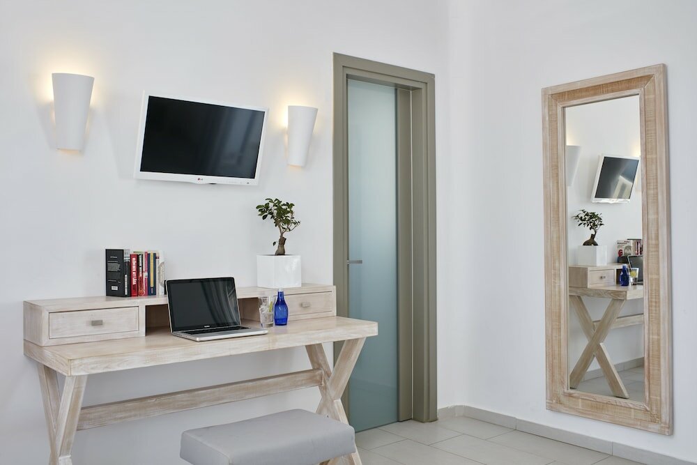 Фото Aegean Plaza Hotel