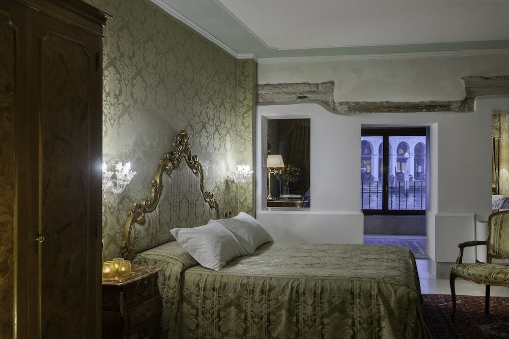 Фото Hotel Al Ponte Antico