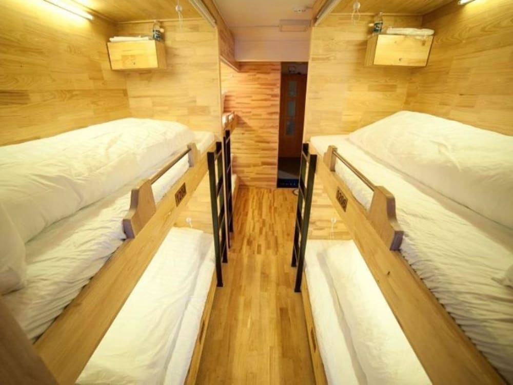 Фото Box Hotel