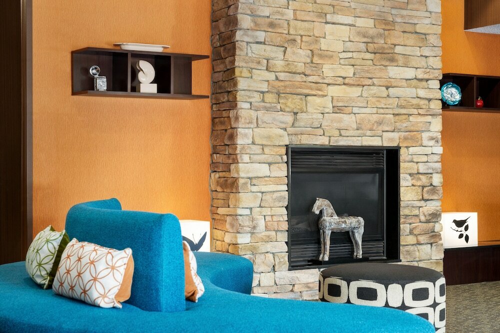 Фото Fairfield Inn & Suites Houston The Woodlands