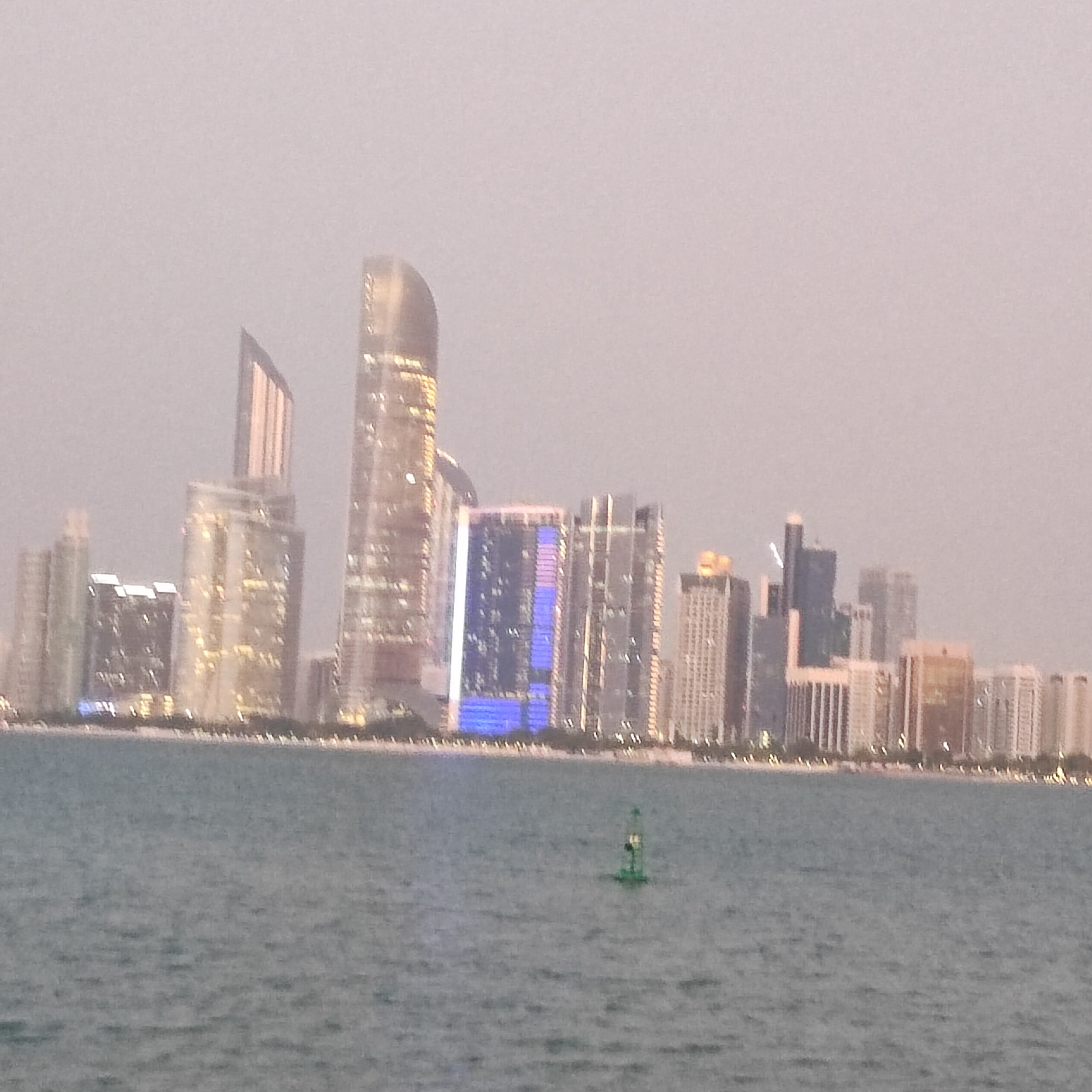 Фото Royal Rose Abu Dhabi, a Curio Collection by Hilton Affiliated Hotel