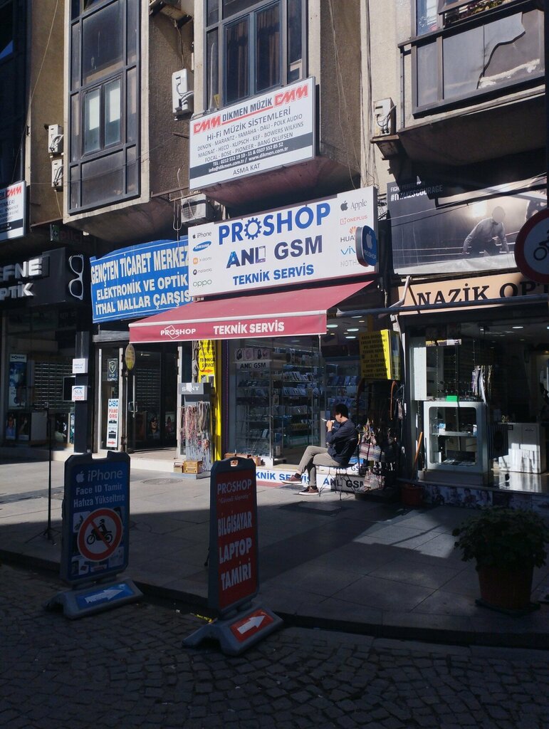 تصليح الهواتف Proshop Macbooks and laptops ، اسطنبول، صورة
