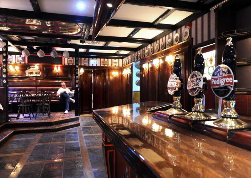 Фото Hotel Bishops Arms Kristianstad