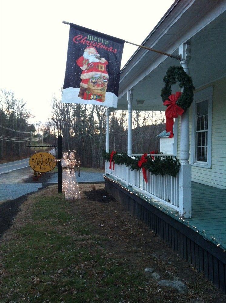 Фото The Ballard House Inn