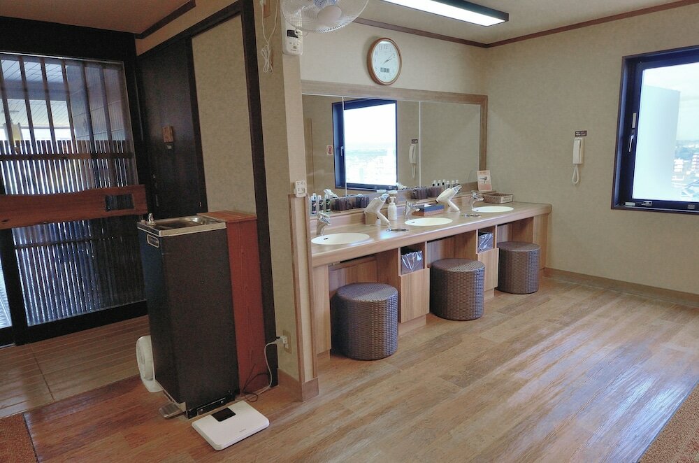 Фото Dormy Inn Hirosaki Natural Hot Spring