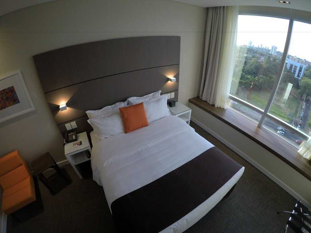 Фото Paseo La Galería Hotel & Suites