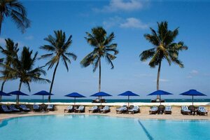 Гостиница Jacaranda Indian Ocean Beach Resort