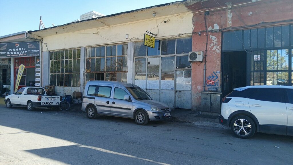 Wrought iron Saltanat Casting, Konya, photo