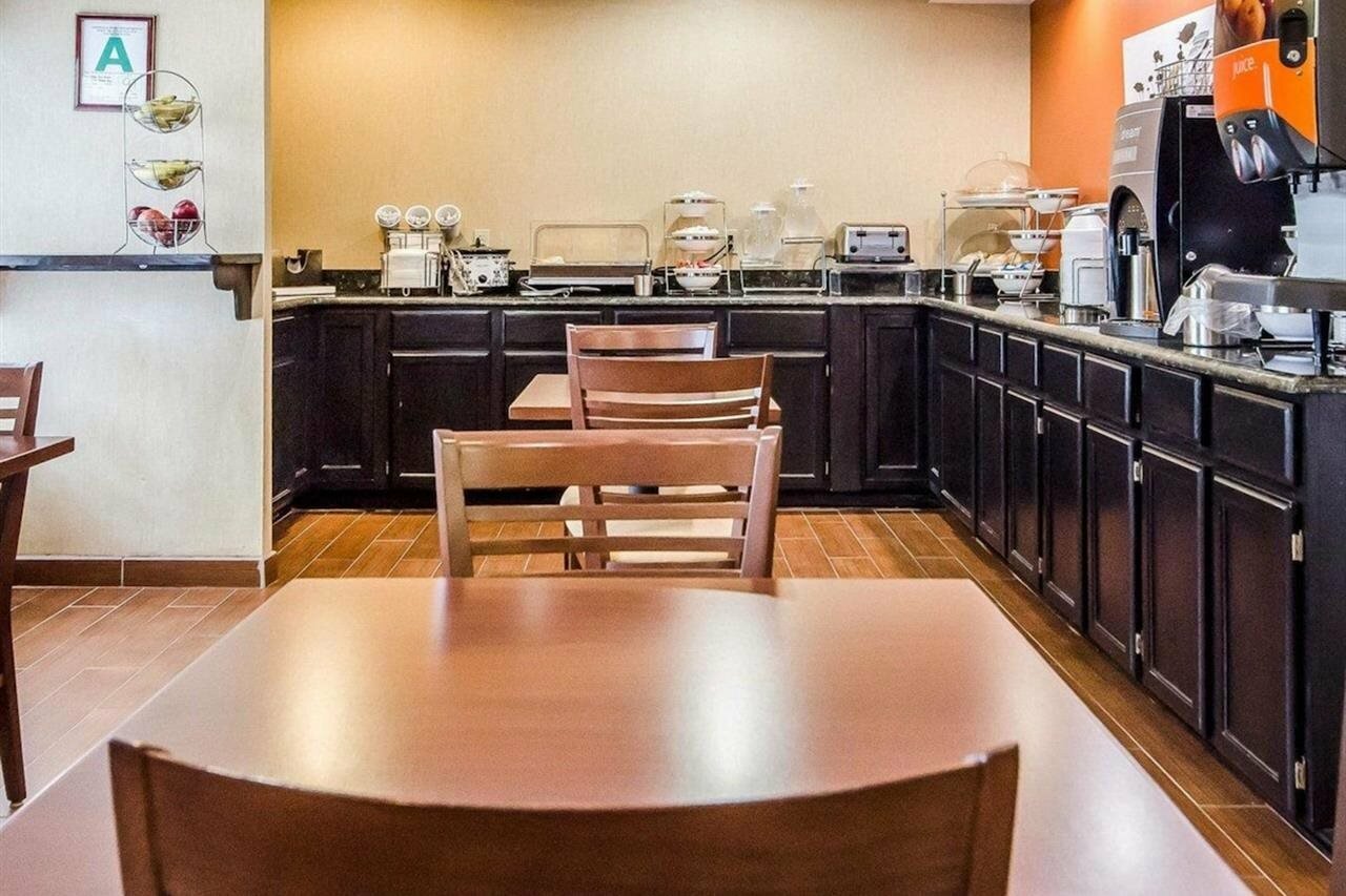 Фото Sleep Inn Louisville Airport & Expo