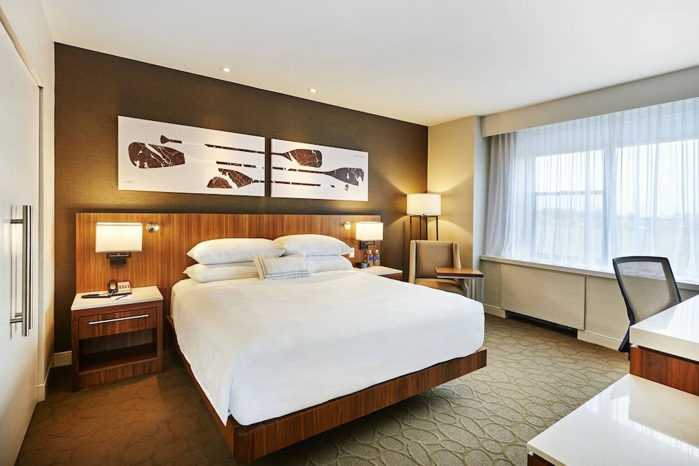 Фото Delta Hotels by Marriott Dartmouth