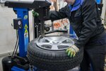 Пчёлка (Azovskaıa kóshesi, 19), tire service