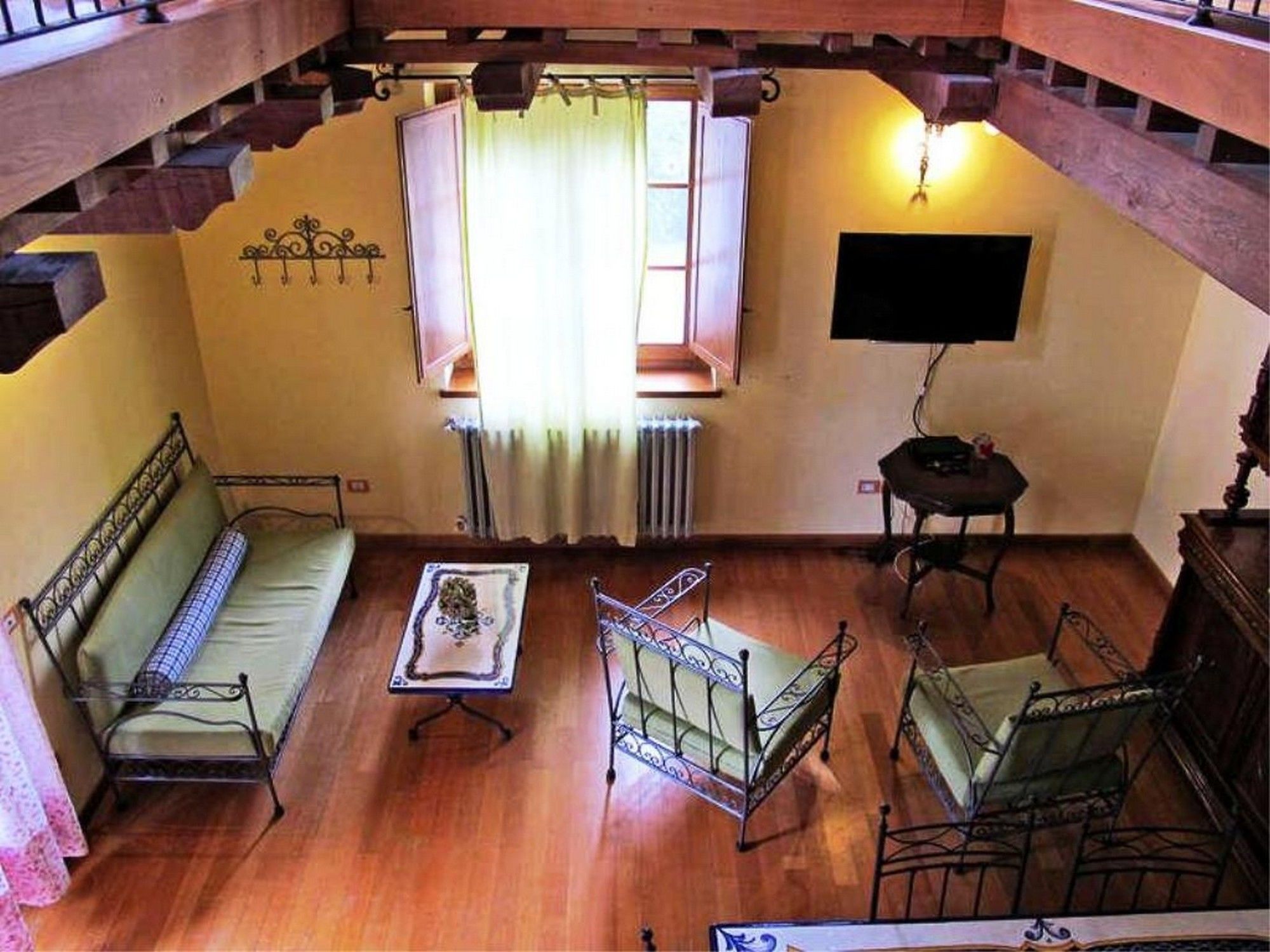 Фото Podere Caldaruccio La Pineta