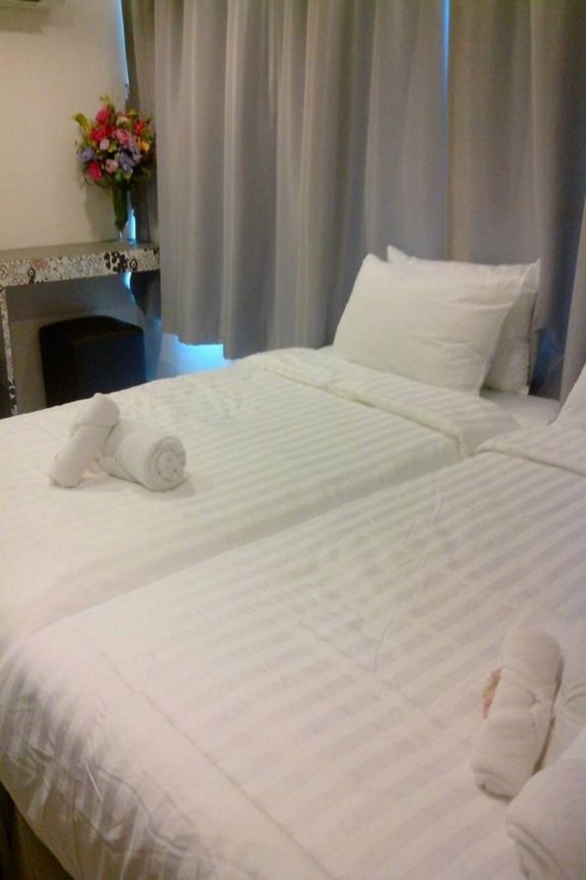 Фото Nantra Ploenchit Hotel