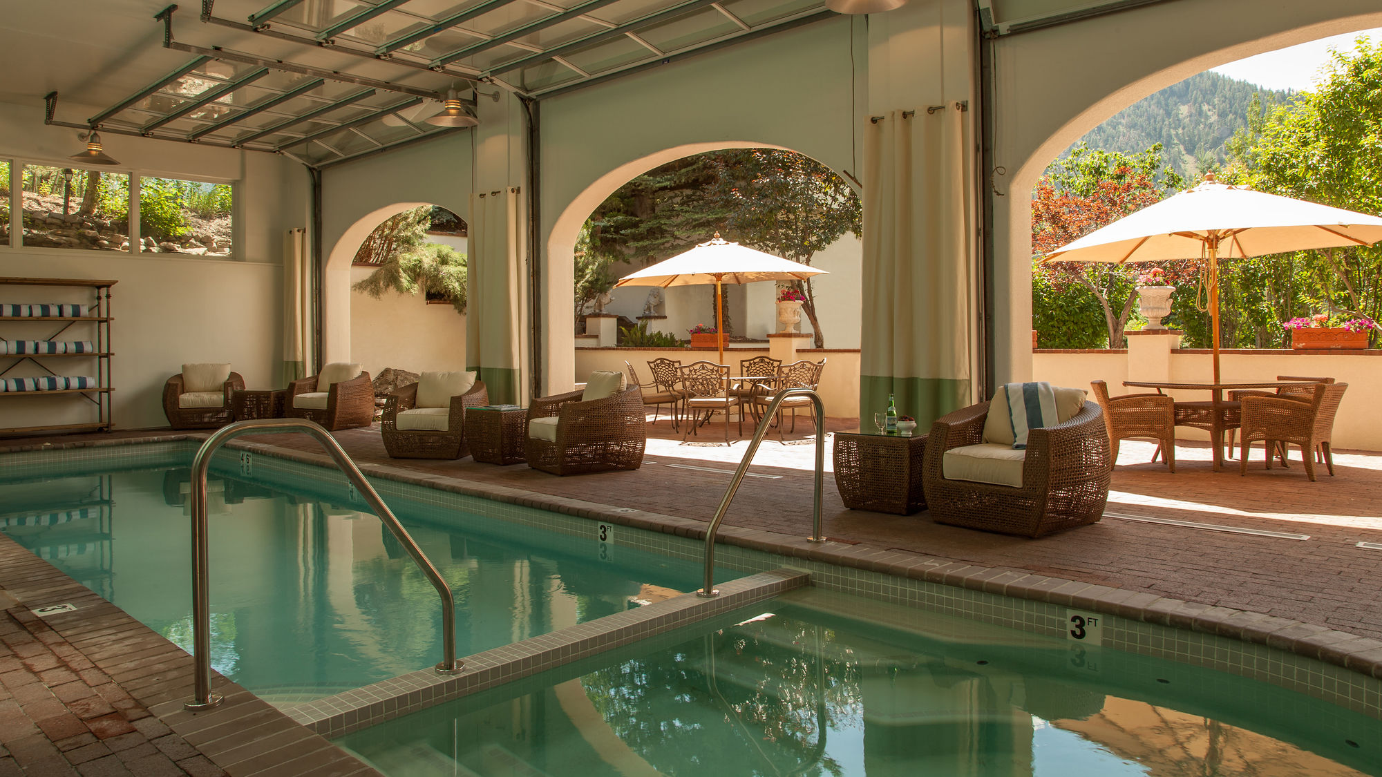 Фото Knob Hill Inn