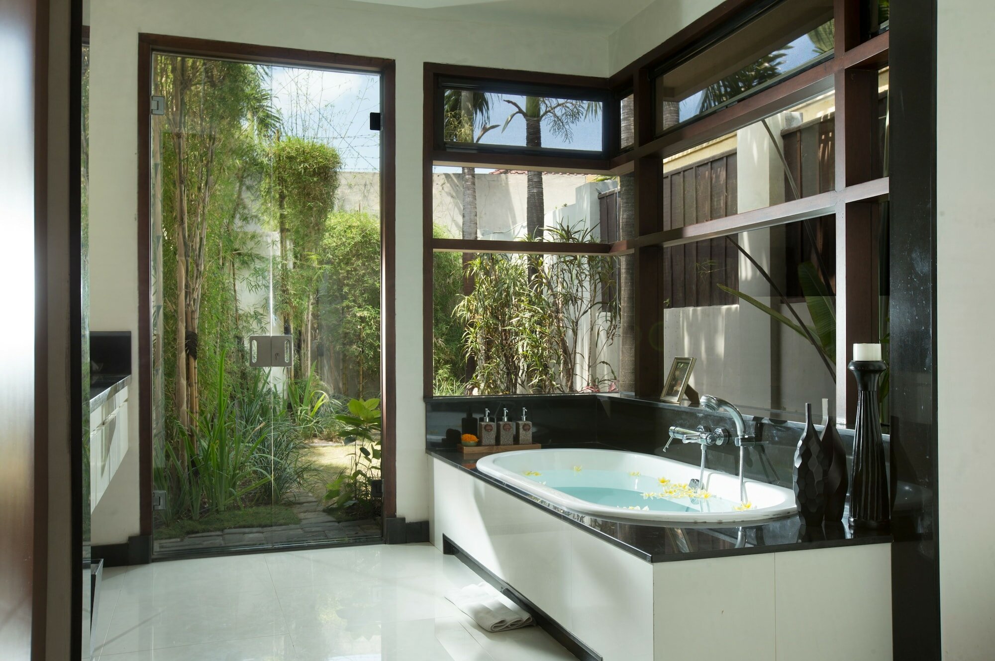 Фото Alaya Dedaun Kuta