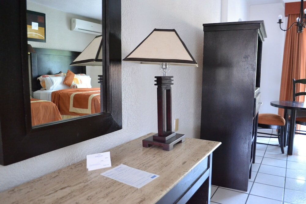 Фото Hotel Maria Isabel