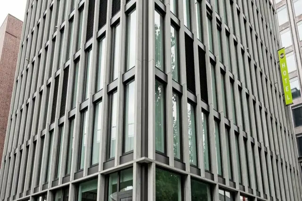 Фото B&b Hotel Zürich East Wallisellen