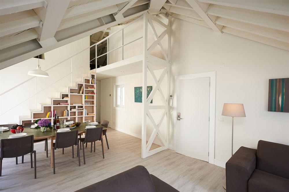 Фото Portugal Ways Santos Design Apartments