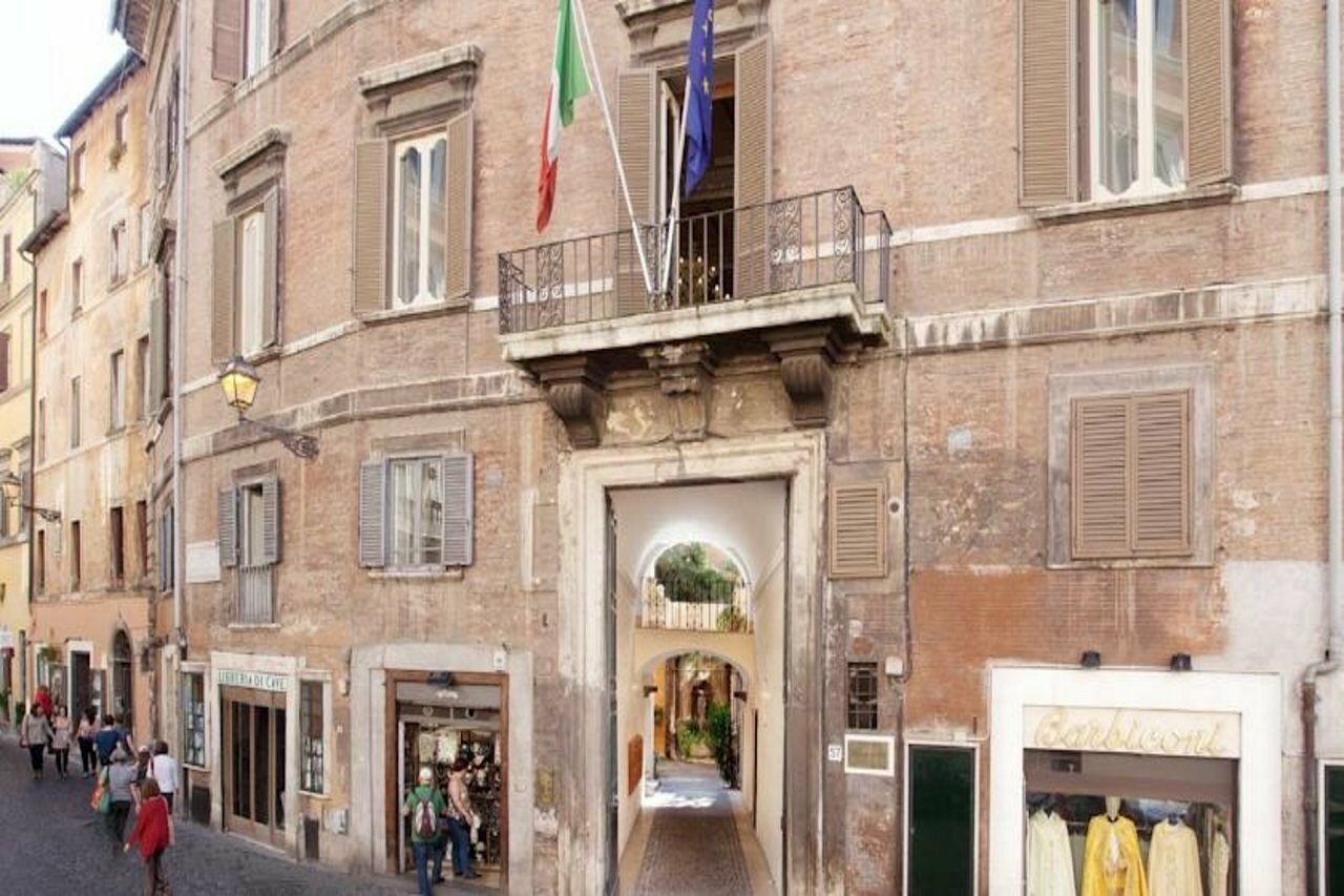 Фото Pantheon Inn