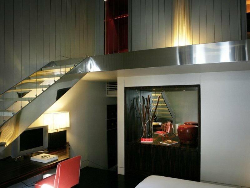 Фото Sina The Gray