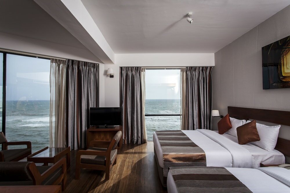 Фото The Ocean Colombo