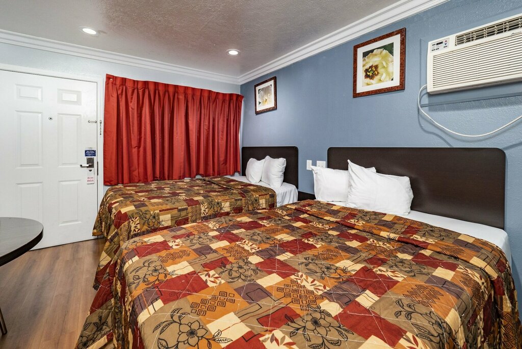 Hotel Travelodge by Wyndham Sacramento Convention Center, Sacramento, photo