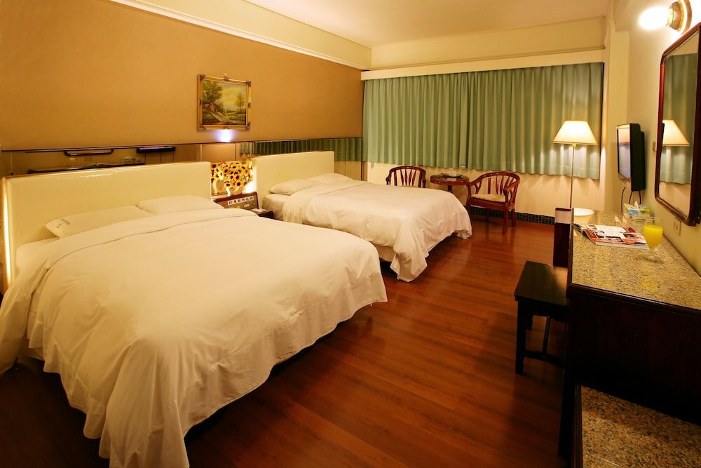 Фото Etung Hotel