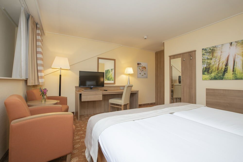 Фото отеля 4