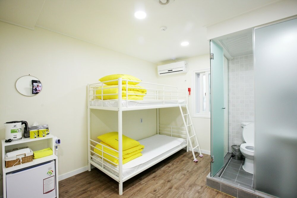 Фото 24 Guesthouse Myeongdong Avenue