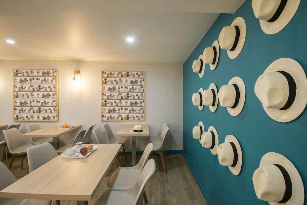 Фото Hotel Du Midi