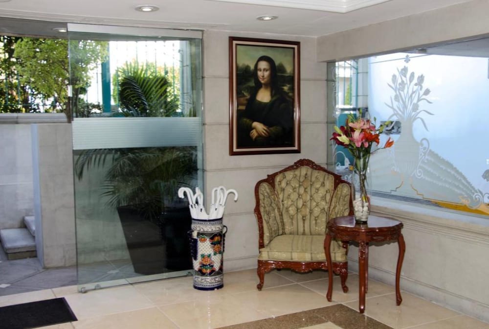 Фото Residence L'heritage Aristóteles 140 by Bluebay