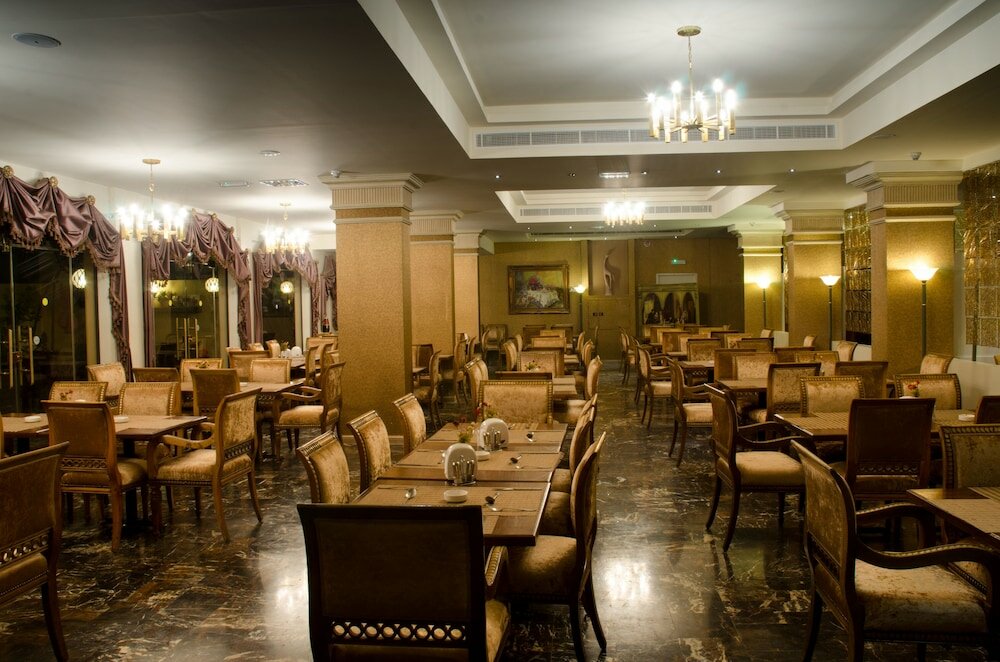 Фото Grand Madaba Hotel