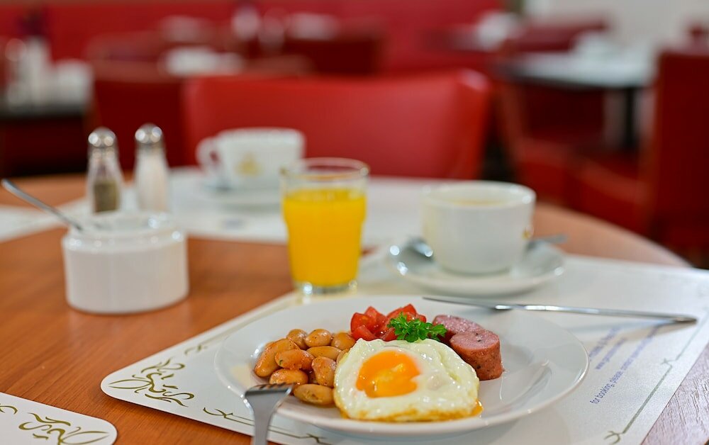 Фото Hotel Mala Strana