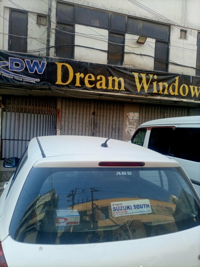 Windows Dream Windows, Karachi, photo