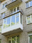 Okna-Neva (Generala Khrulyova Street, 7) ، شرفات زجاجية