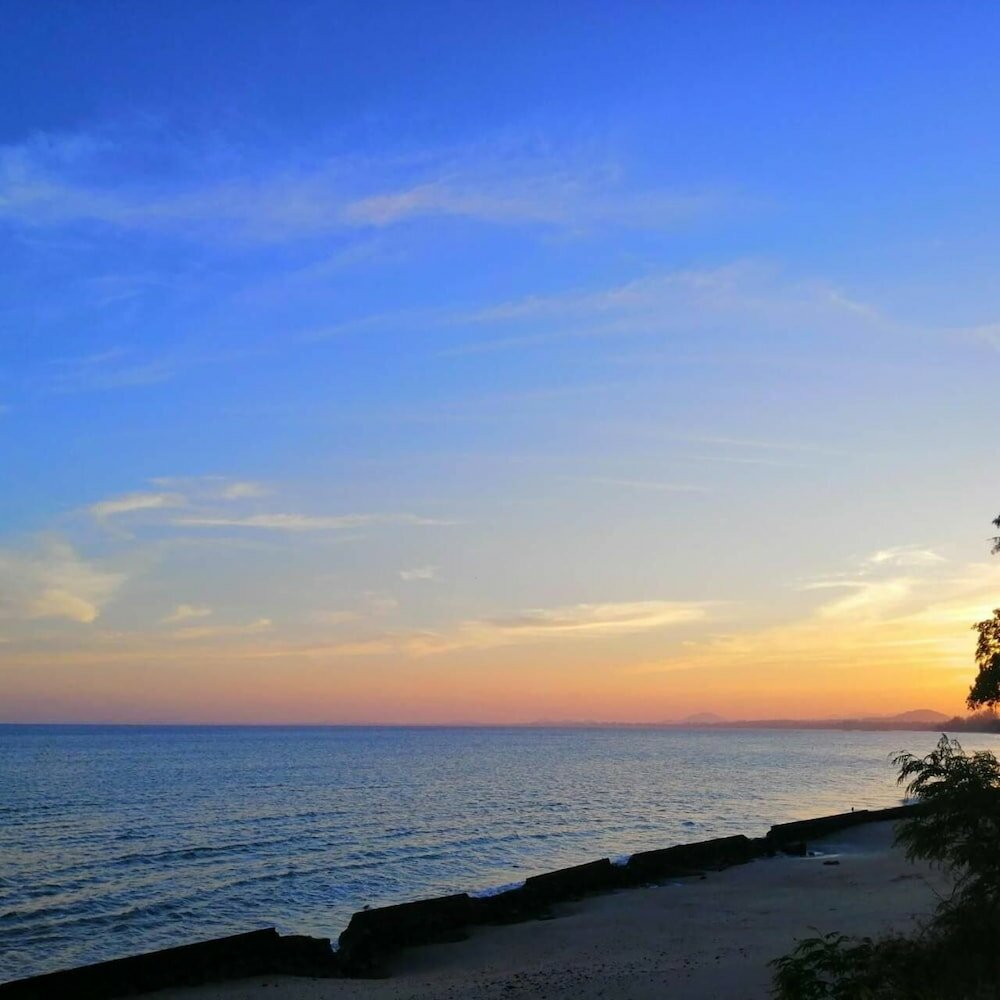 Фото Bang Saphan Resort Hotel