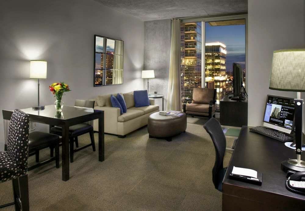 Фото Twelve Downtown, Autograph Collection