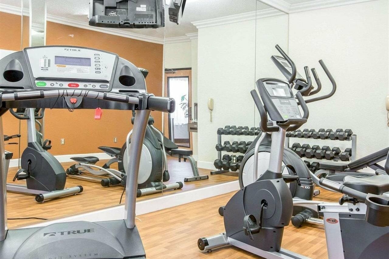 Фото Comfort Suites Downtown Sacramento