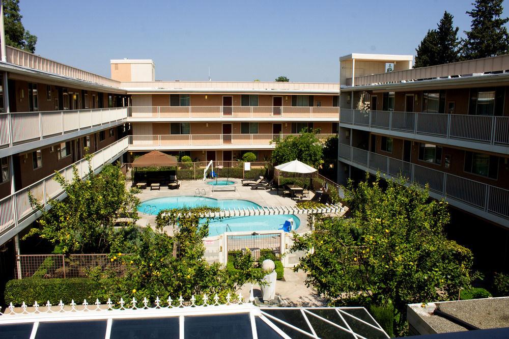 Фото San Joaquin Hotel