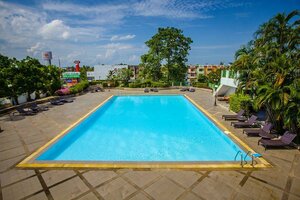 Гостиница Twin Lotus Hotel