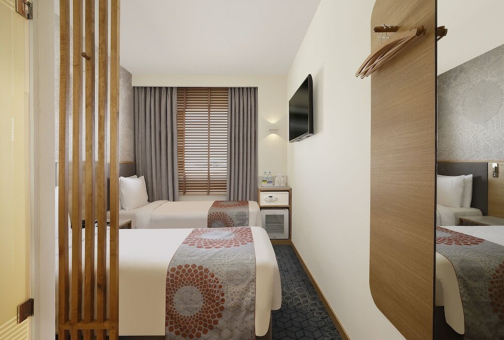Фото Holiday Inn Express Ahmdabad Prahlad Nagar, an Ihg Hotel