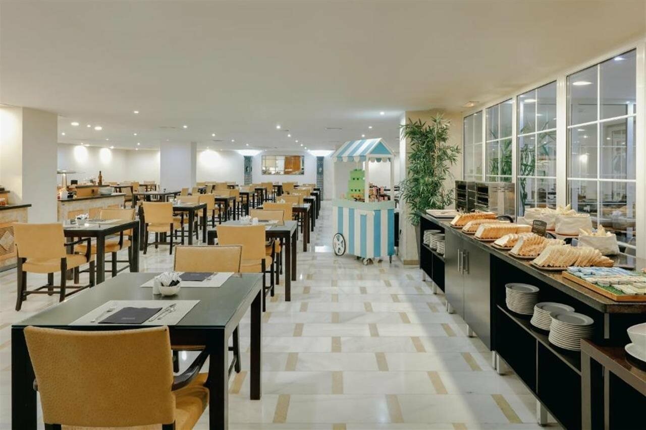 Фото Hesperia Cordoba