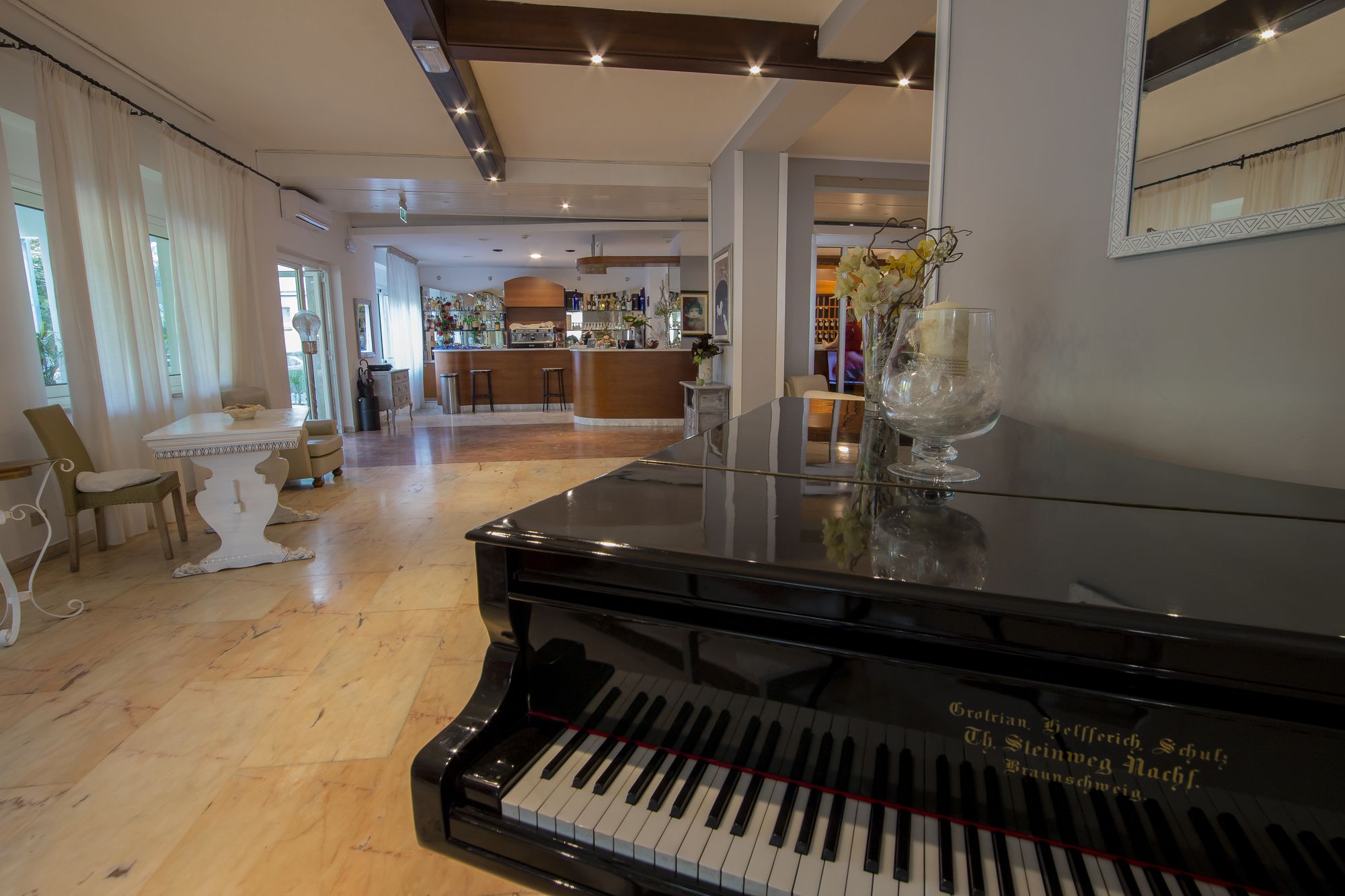 Фото Hotel New Zanarini