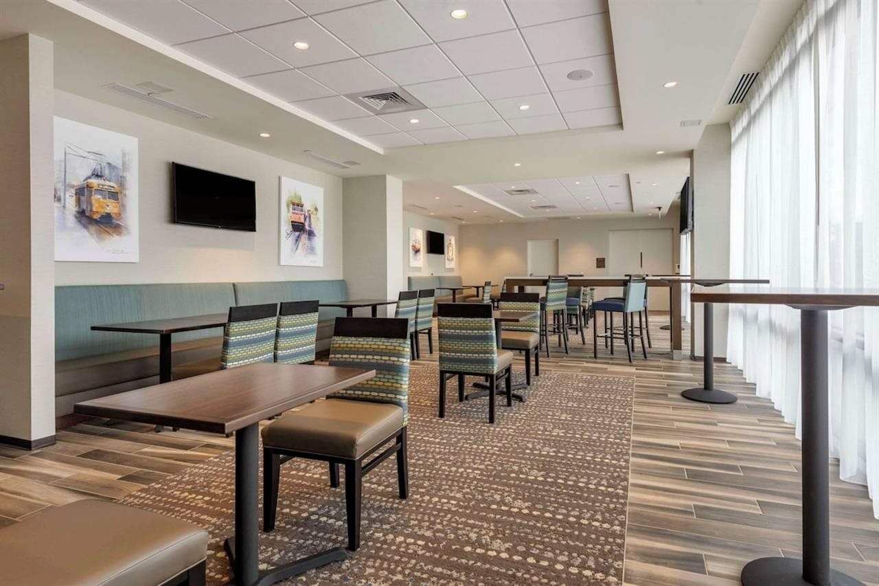 Фото Comfort Inn and Suites