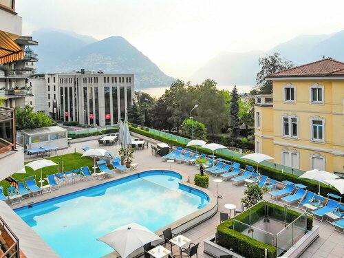 Внешний вид отеля Hotel Delfino Lugano в Лугано, фото 3