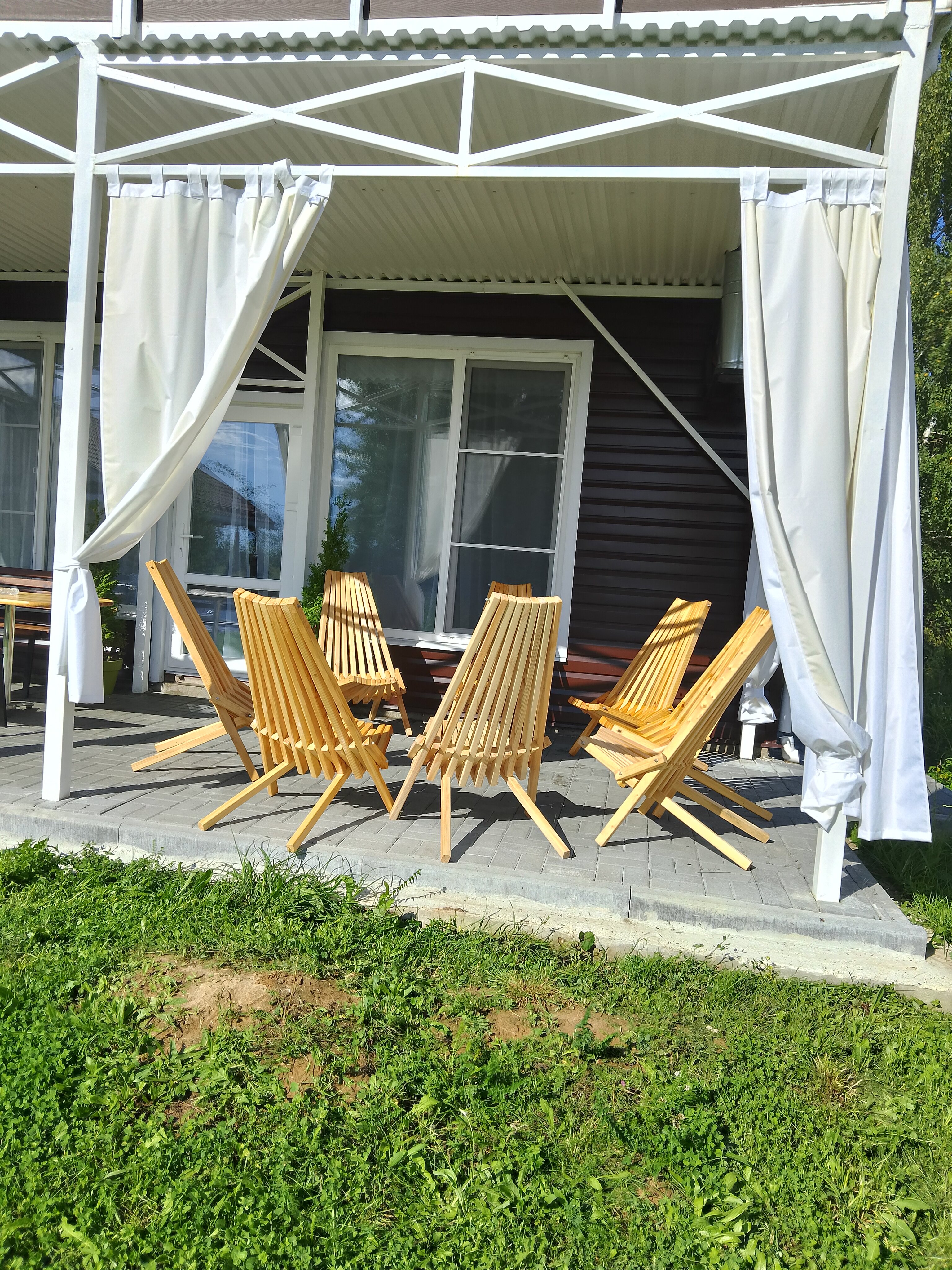 Фото У озера Тасканка