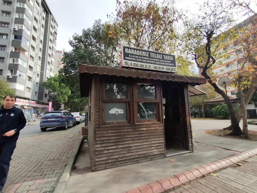 خدمات سيارات الأجرة Karadeniz Taxi Motor Carriers Cooperative ، اسطنبول، صورة