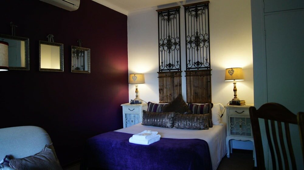 Фото Cunningham Cottage Guest House