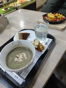 Cafe Clever (ulitsa Dzerzhinskogo, 62), cafetería