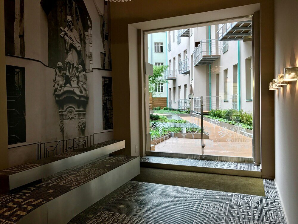 Фото Old Town Apartment Spalena